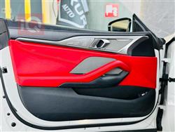 بی ئێم دەبڵیو 8 سیریەس